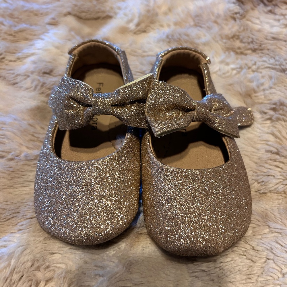 Toddler Girls Gold Glitter Shoes